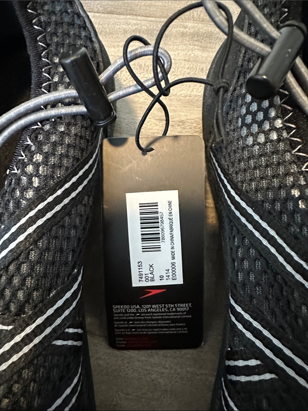 Speedo Men’s Black and White Water Shoes Size 10 NWT - Picture 8 of 8